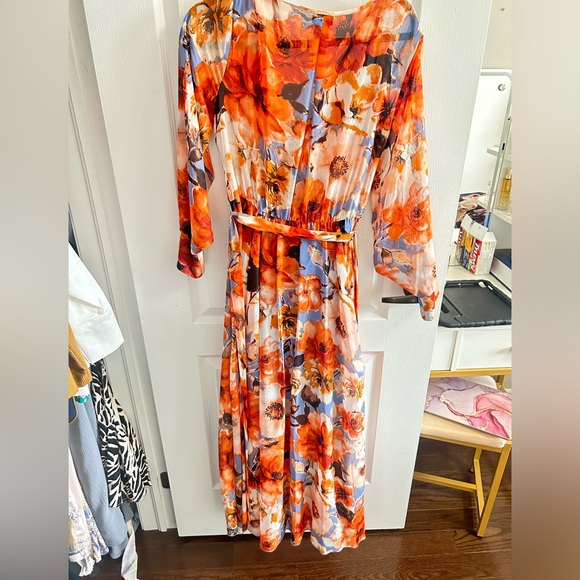 Floral summer dress only worn a few times in amazing condition - Picture 2 of 3